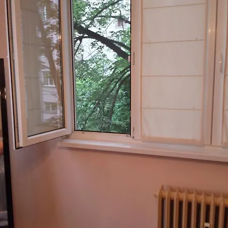 Alexander Apartment *